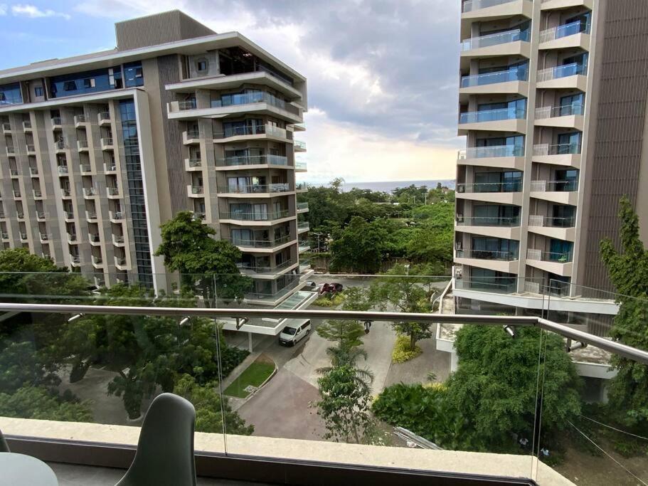 Ma Roberta - Luxurious Tambuli 2 Bed Room Unit Lapu-Lapu City Exteriör bild